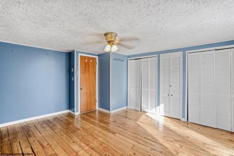 1218 E Alpine Drive Terra Alta WV 26764