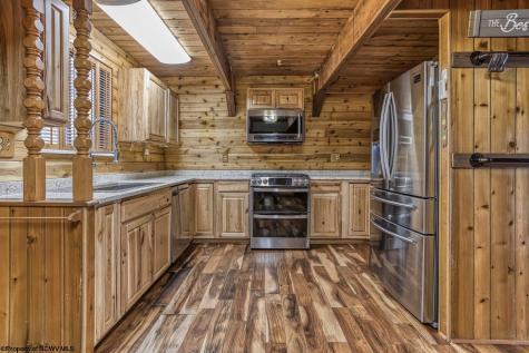 1218 E Alpine Drive Terra Alta WV 26764