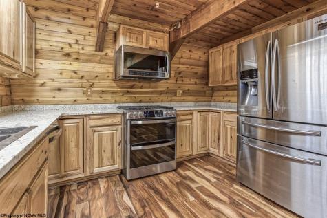 1218 E Alpine Drive Terra Alta WV 26764