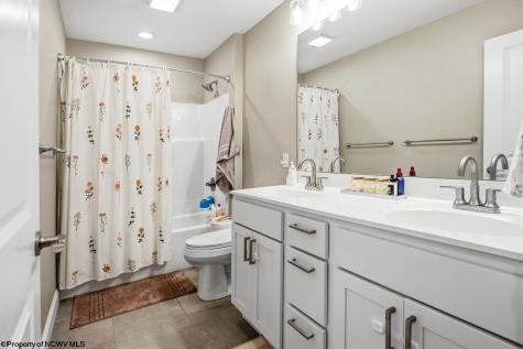 206 Greenview Drive Morgantown WV 26508