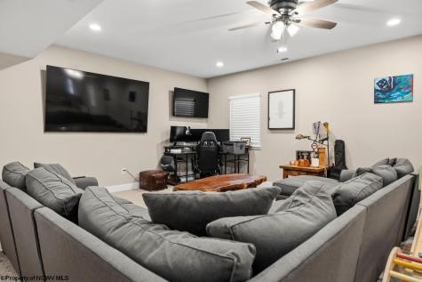 206 Greenview Drive Morgantown WV 26508