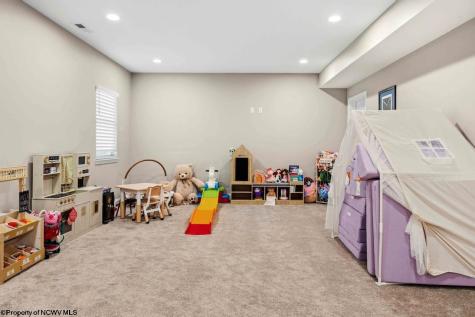 206 Greenview Drive Morgantown WV 26508