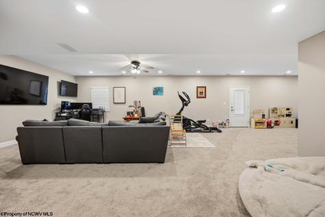 206 Greenview Drive Morgantown WV 26508