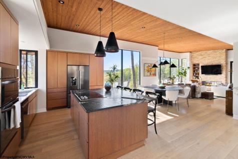 113 Lake Point Morgantown WV 26508