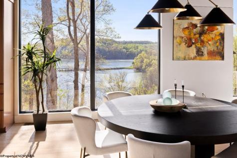 113 Lake Point Morgantown WV 26508