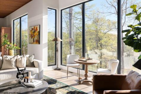 113 Lake Point Morgantown WV 26508