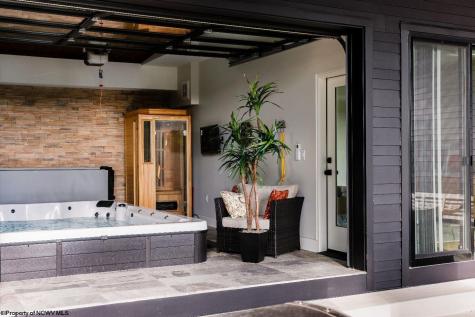 113 Lake Point Morgantown WV 26508