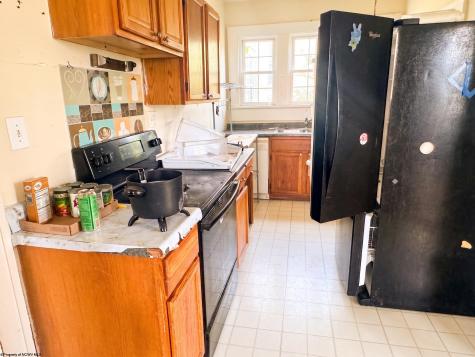 823 4th Street Fairmont WV 26554