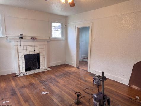 823 4th Street Fairmont WV 26554