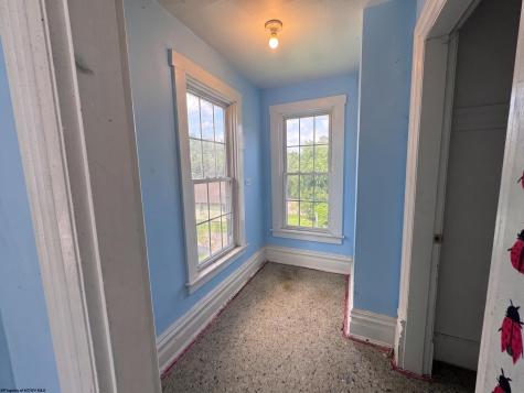 823 4th Street Fairmont WV 26554