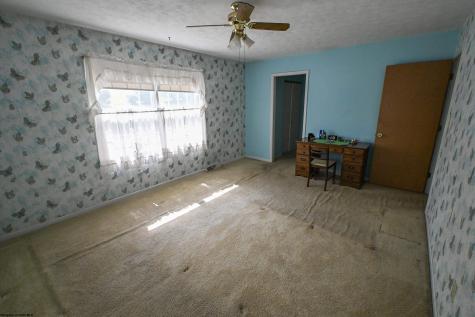 156 Scenery Drive Morgantown WV 26505-2533
