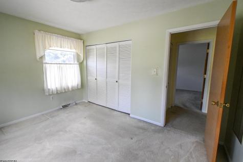 156 Scenery Drive Morgantown WV 26505-2533