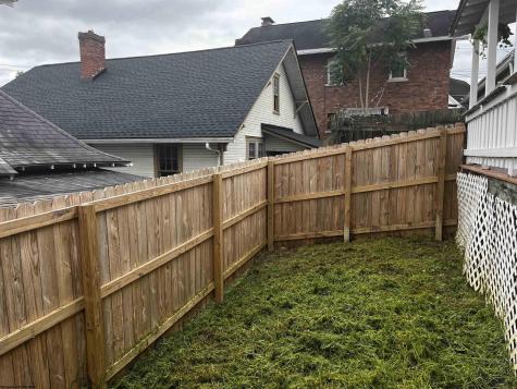 328 Milford Street Clarksburg WV 26301