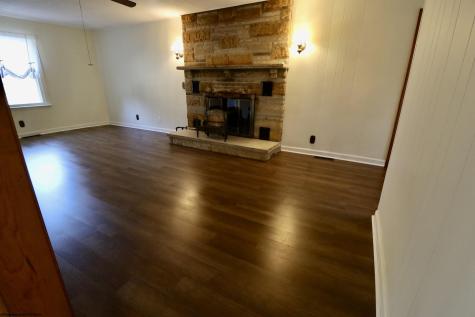 107 Gilman Road Elkins WV 26241