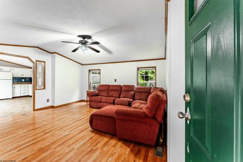 1676 Daybrook Road Fairview WV 26570