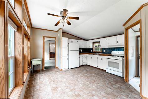 1676 Daybrook Road Fairview WV 26570