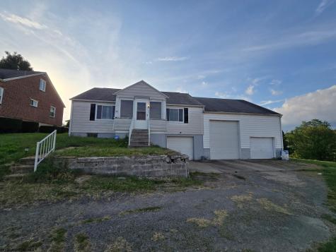 22 Gibson Avenue Masontown WV 26542
