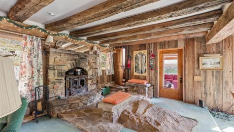 1058 Wolfgang Road Rock Cave WV 26234