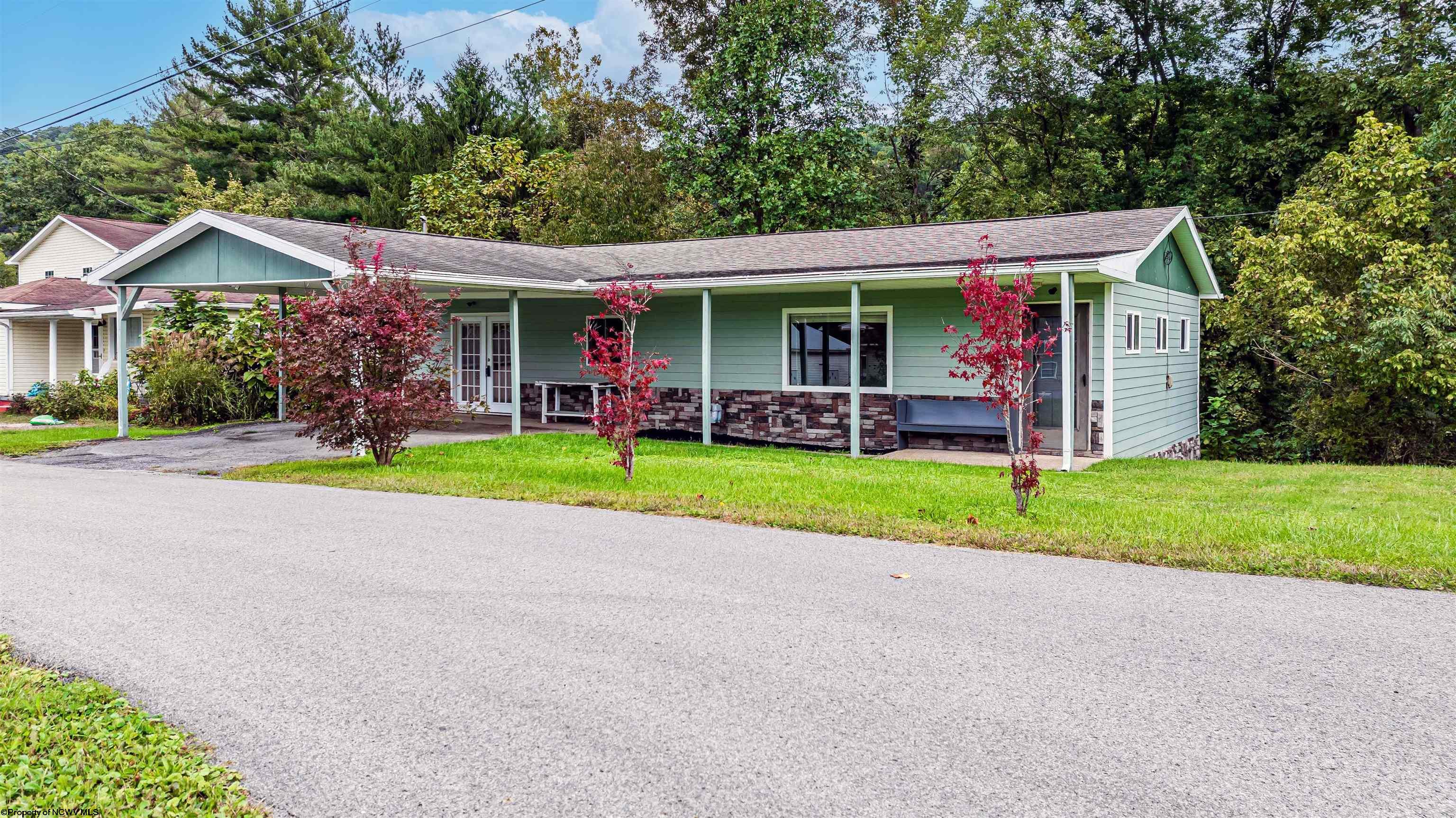 415 Terrace Drive Mannington WV 26582