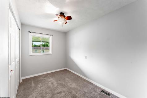415 Terrace Drive Mannington WV 26582