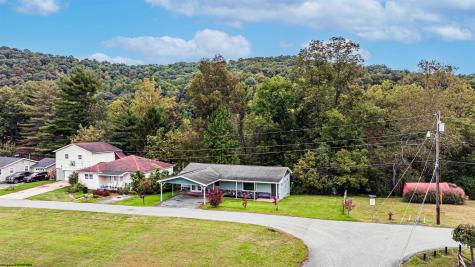 415 Terrace Drive Mannington WV 26582