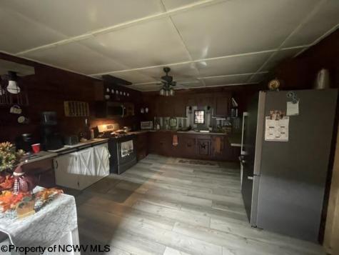 186 Joe Gibson Road Newburg WV 26410-8922