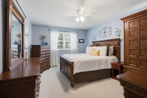 1541 Maple Lake Road Bridgeport WV 26330