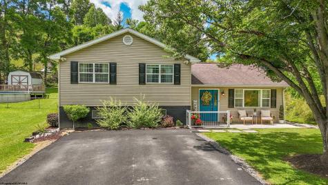 1541 Maple Lake Road Bridgeport WV 26330