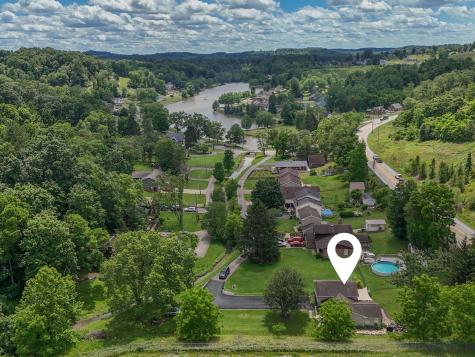 1541 Maple Lake Road Bridgeport WV 26330
