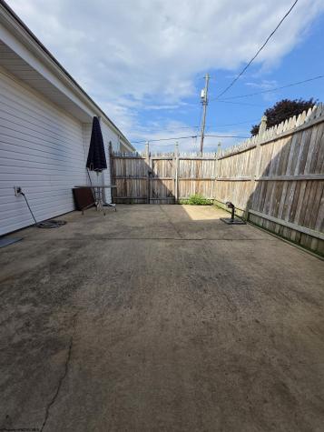 112 Sixteenth Street Elkins WV 26241