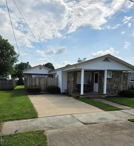 112 Sixteenth Street Elkins WV 26241