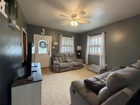 2013 Pride Avenue Clarksburg WV 26301