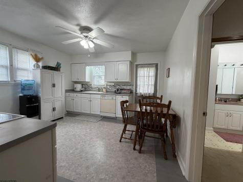 2013 Pride Avenue Clarksburg WV 26301