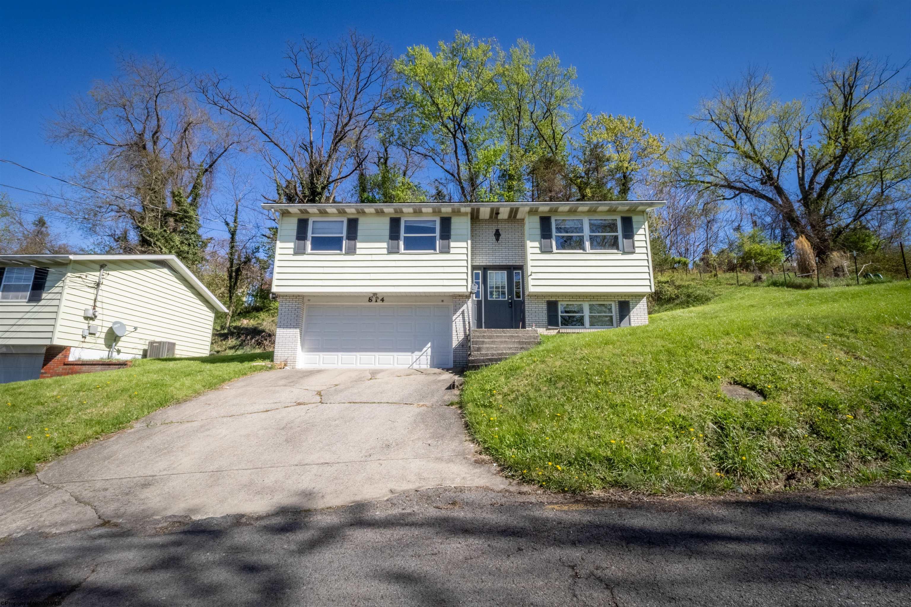 814 Clinton Avenue Morgantown WV 26505
