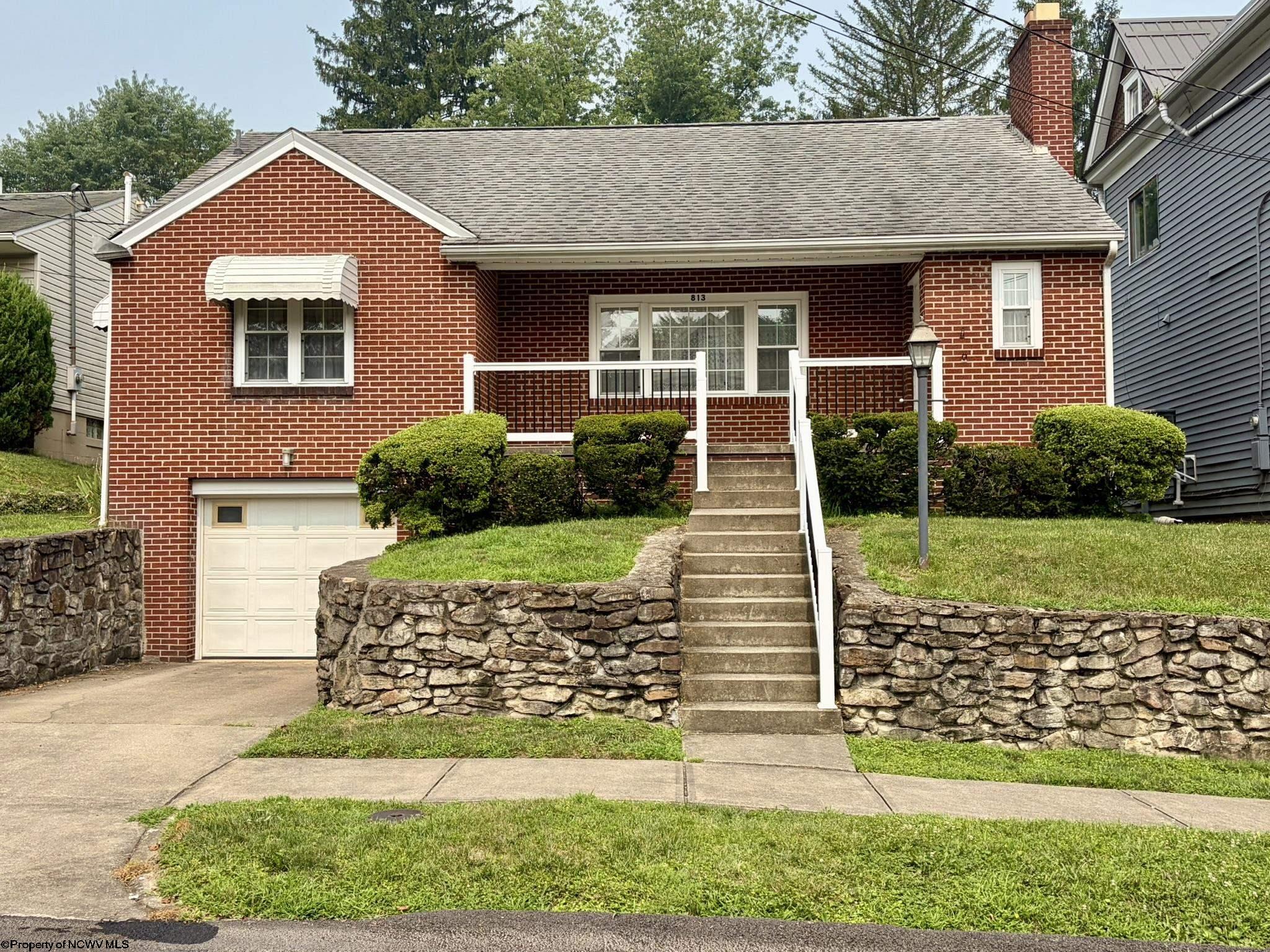 813 Benoni Avenue Fairmont WV 26554