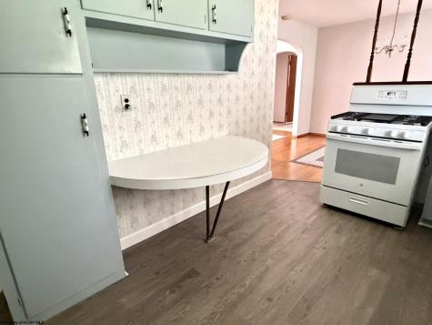 813 Benoni Avenue Fairmont WV 26554