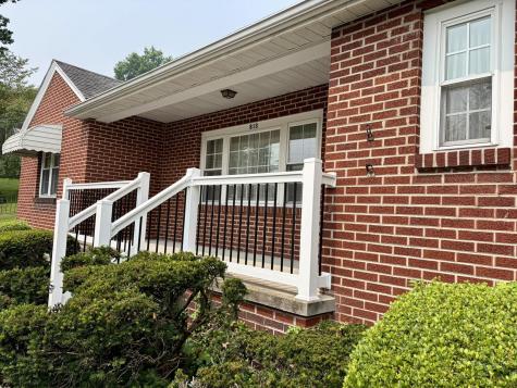 813 Benoni Avenue Fairmont WV 26554