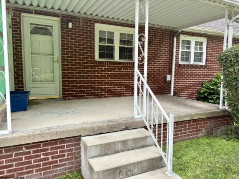813 Benoni Avenue Fairmont WV 26554