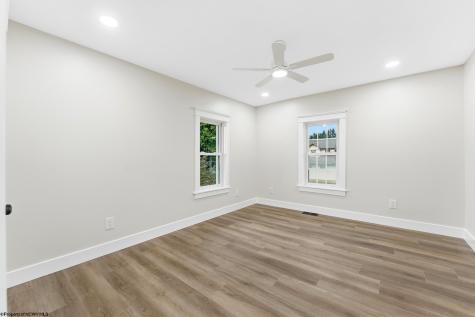 230 E High Street Kingwood WV 26537