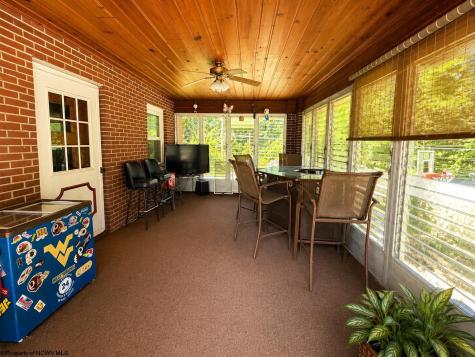 106 Cordelia Avenue Fairmont WV 26554