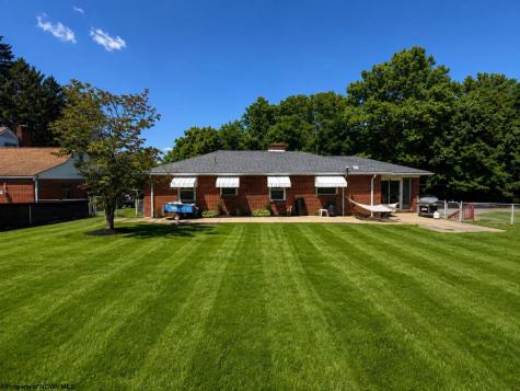 106 Cordelia Avenue Fairmont WV 26554