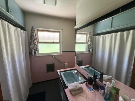 106 Cordelia Avenue Fairmont WV 26554