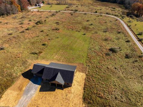 40 Hemlock Ridge Road Terra Alta WV 26764
