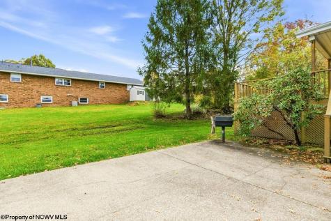 603 Hickory Lane Bridgeport WV 26330