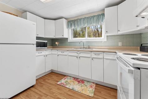 690 Cobun Creek Road Morgantown WV 26508