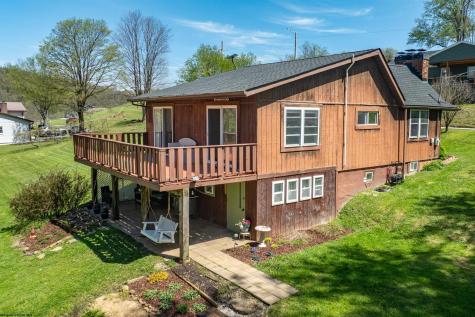 690 Cobun Creek Road Morgantown WV 26508