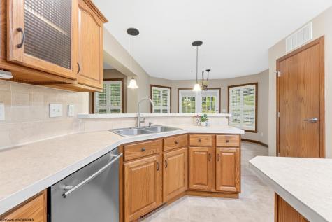 221 Anemone Lane Terra Alta WV 26764