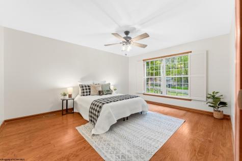 221 Anemone Lane Terra Alta WV 26764