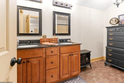 25 Garden Lane Morgantown WV 26505