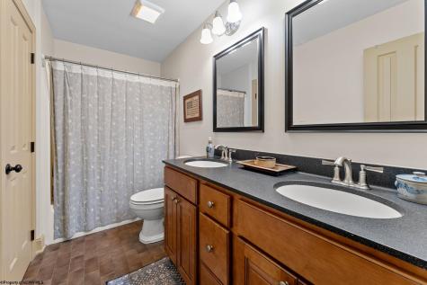 25 Garden Lane Morgantown WV 26505